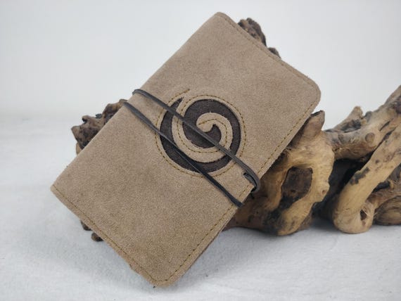 drawstring tobacco pouch Nabob Leather Leather Pouch, Coin Bag, Medicine Medieval Reenactment Made in U.S.A : Clothing, Shoes & Jewelry Theres also space for your lighter Draw String Medium Leather Pipe