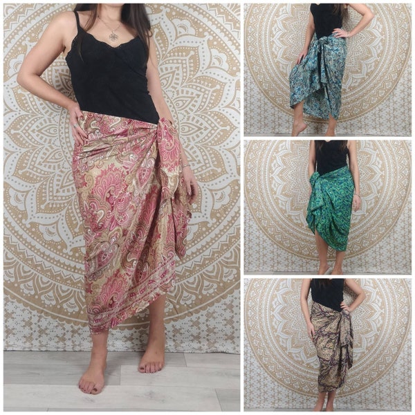 Paréo Akola en soie indienne. Sarong avec imprimé paisley (vert / rose / bleu / noir).