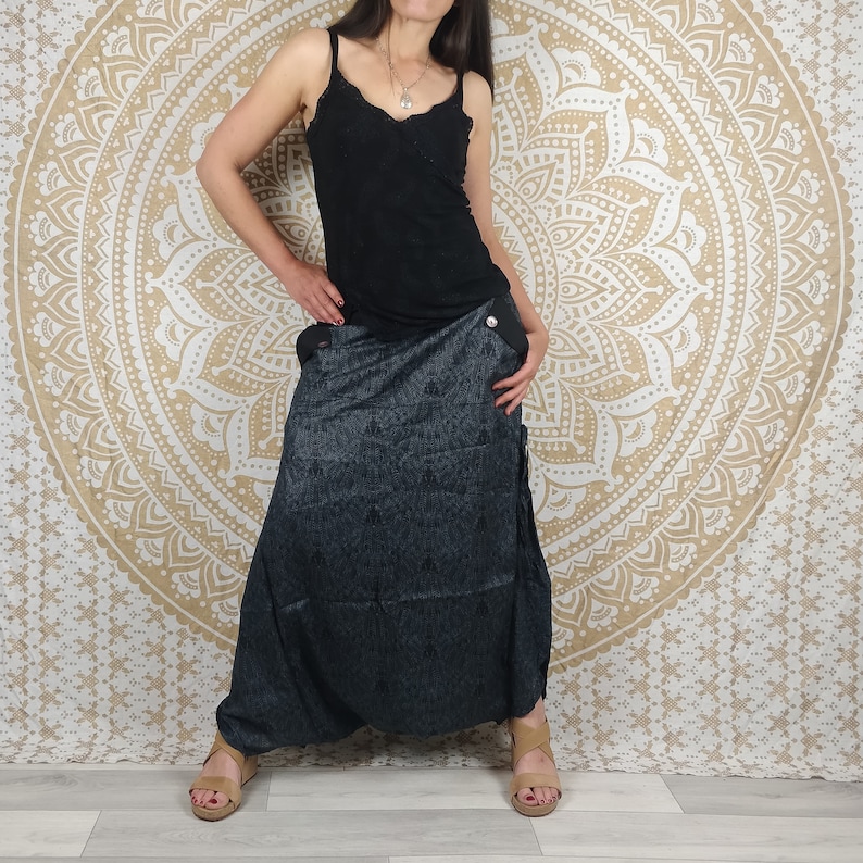 Cotton Haria pants. Harem pants / Adjustable skirt pants with pockets. Turquois geometric print / dark gray, black feathers. Black