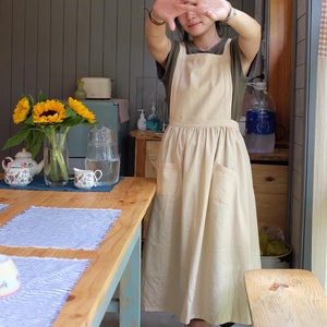 Linen Apron, Washed Linen Pinafore Apron for Cooking, Apron for Women with Pocket, Gift for Her, Gardening, Kitchen, Lightweight Soft Apron