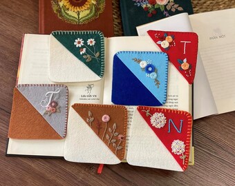 Personalized Embroidered Corner Bookmark, A to Z Letter, Book Lover Gift