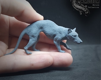 Thylacine (Tasmanian Tiger, Thylacinus cynocephalus) Figure Miniature Scale Unpainted