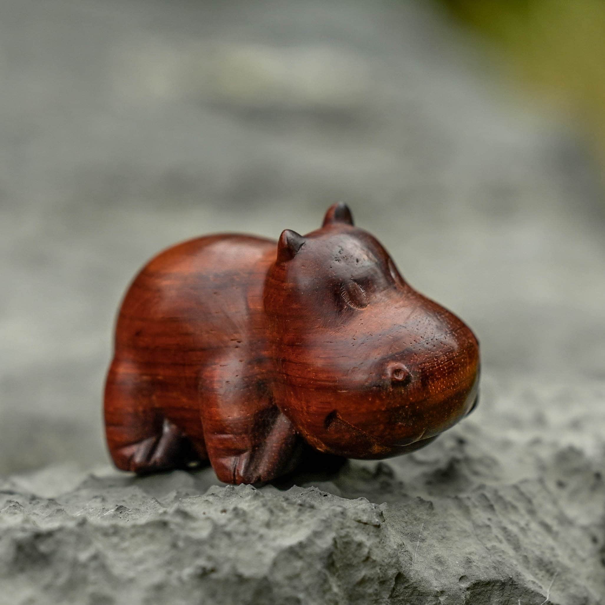 2.48'' Super Durable Hand Carved Solid Rosewood Hippo | Natural