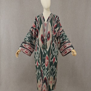 Usbekischer Ikat Chapan,Baumwolle unisex Kaftan,grüner Boho Kimono,ethnische Abaya,Stammes Ikat Robe,ikat Jacke,ikat Mantel,handgewebter Stoff Usbekistan
