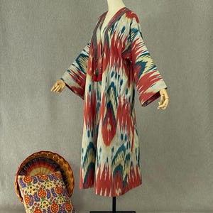 Usbekische Ikat Jacke/Baumwolle Unisex Chapan/Roter Boho Kaftan/Ethnische Abaya/Tribal Ikat Robe/Boho Kimono/Handgefertigter Stoff aus Usbekistan