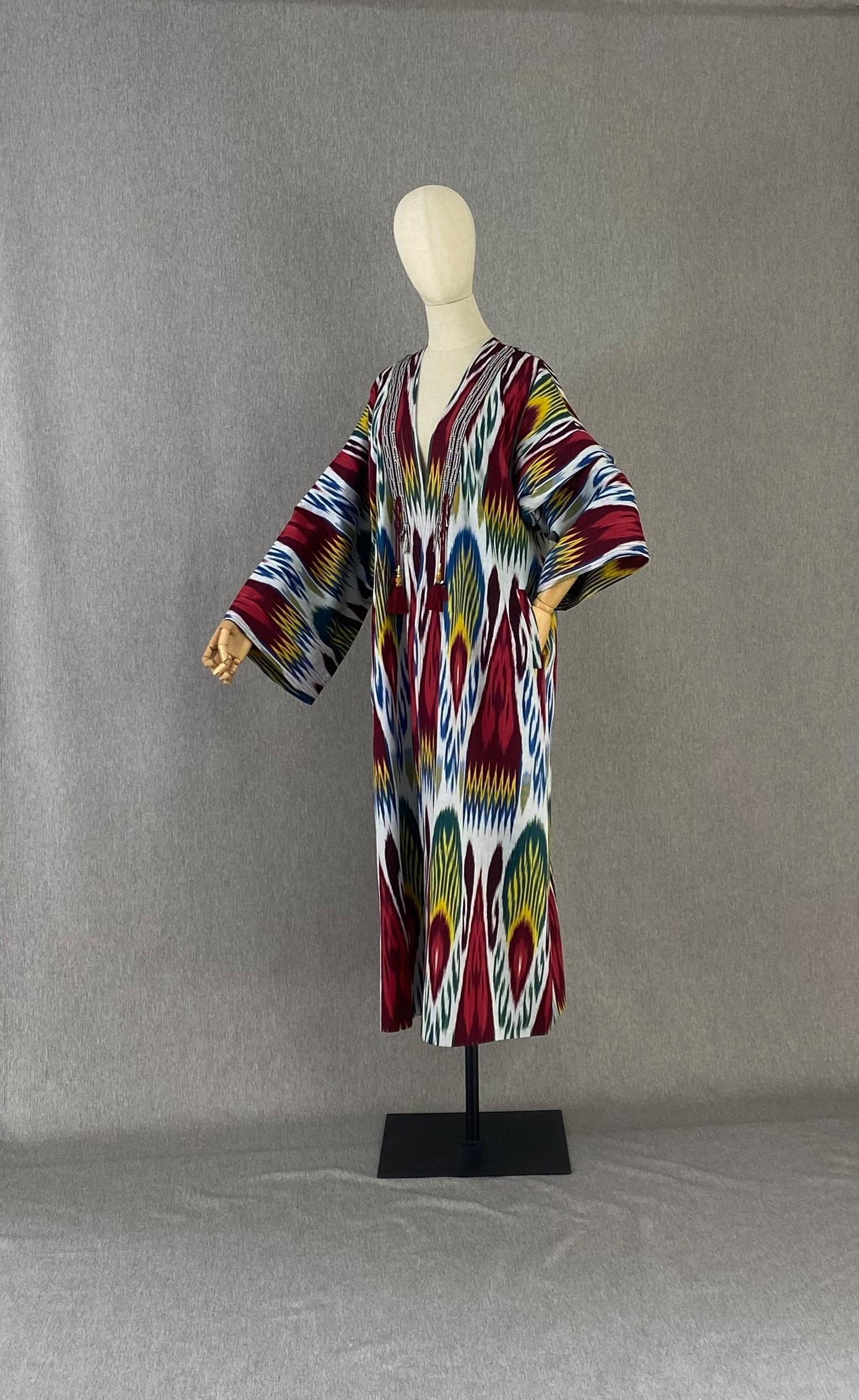 Cotton unisex chapan/Uzbek ikat jacket/Red green boho coat/Ethnic abaya/Tribal kaftan robe/Bohemian kimono/Handmade fabric from Uzbekistan