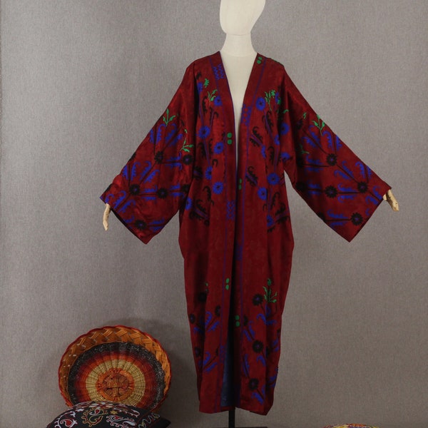Hand embroidered coat/Uzbek suzani chapan/Bohemian tribal jacket/Ethnic abaya/Boho dress cape,kimono/Unisex robe/Central Asian clothing