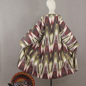 Usbekische Ikat Jacke/Baumwolle Unisex Chapan/Brauner Boho Kaftan/Ethnische Abaya/Tribal Ikat Robe/Boho Kimono/Handgewebter Stoff aus Usbekistan