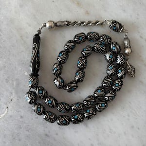 Rosario artigianale in pietra Erzurum Oltu - Argento sterling 925 e intarsio di turchese, Tasbih turco personalizzato in ambra nera, Misbaha, regalo per uomo