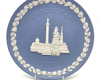 Talerz świąteczny Trafalgar Square Wedgwood 1970 Blue Jasperware