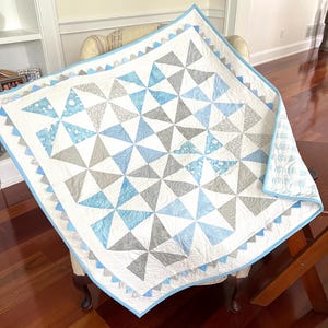 Handmade Baby Boy Pinwheel Quilt: Blue Gingham Backing, Prairie Points (42 x 42in)