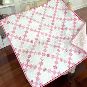 Handmade Pink Irish Chain Baby Quilt with Flanged Binding: Floral Cotton Play Mat (41 x 41in)