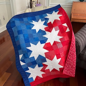 Red, White and Blue Star Quilt, Patriotic Quilt, Lap Quilt, Handmade Quilt, Boy or Girl Quilt. Toddler Play Mat. 41in x 52in. Ready to Ship