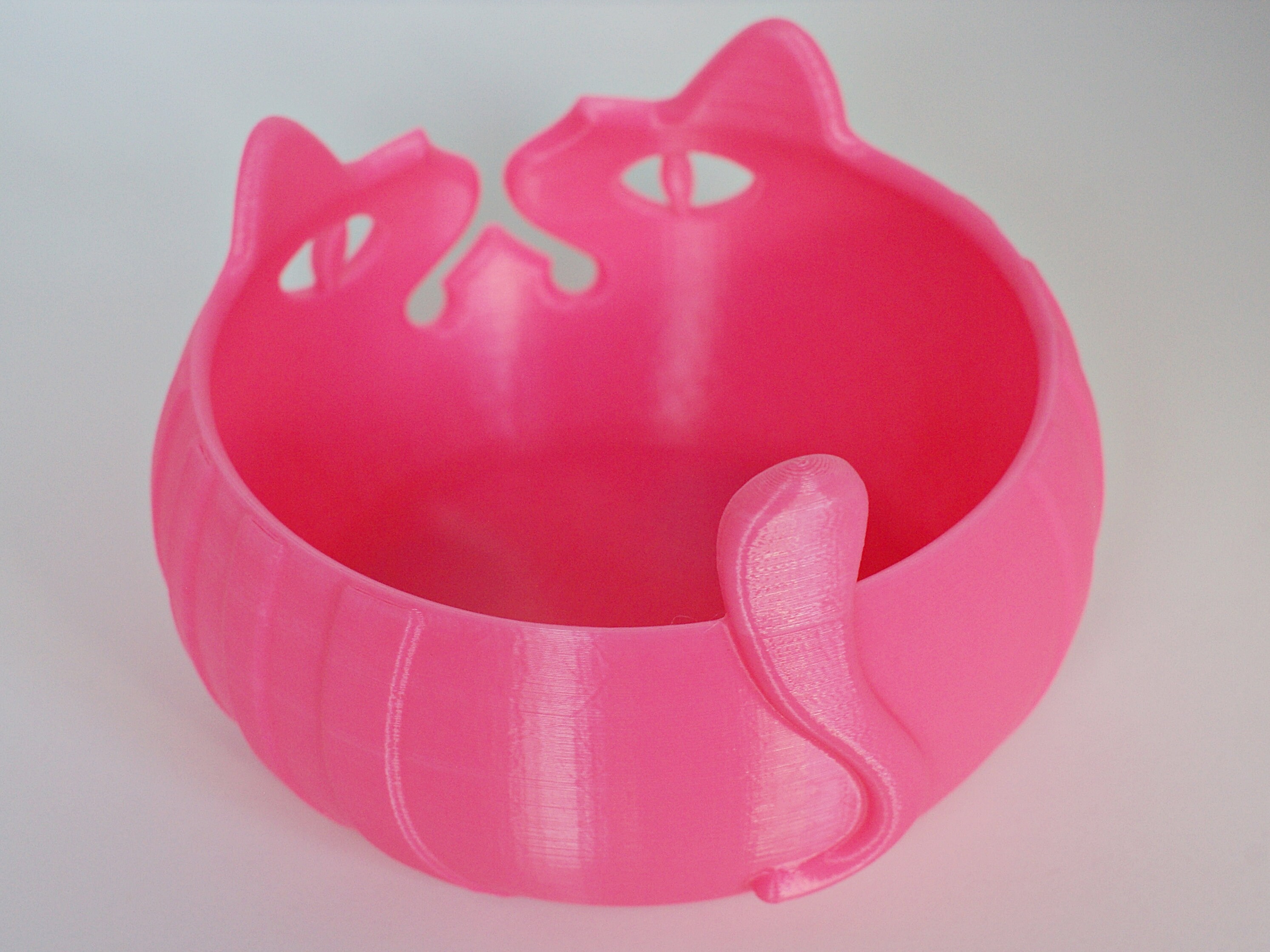 Yarn Bowl 3D Printed Exotic Cat Design Crochet Knitting Storage Medium