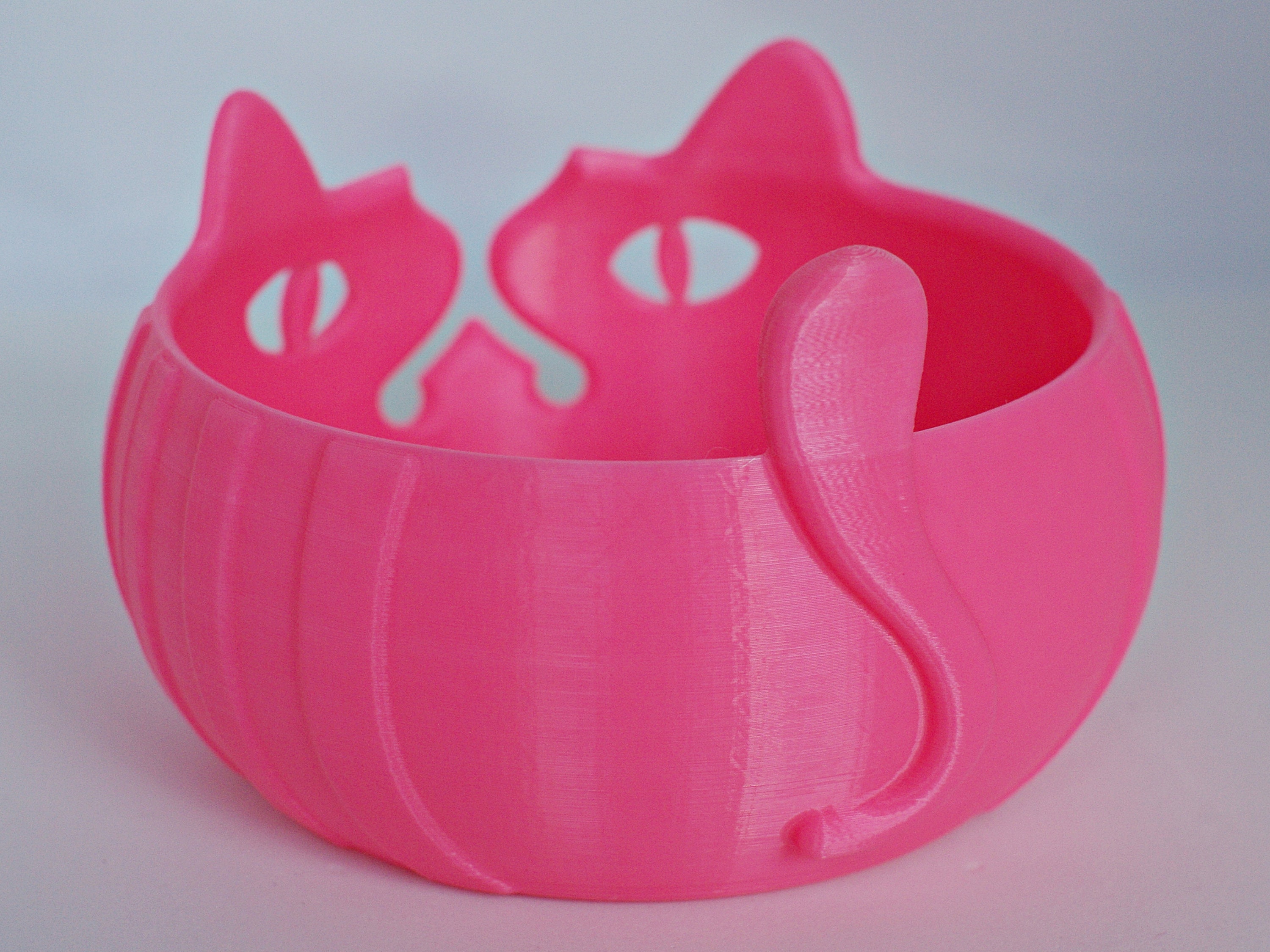 Yarn Bowl 3D Printed Exotic Cat Design Crochet Knitting Storage Medium