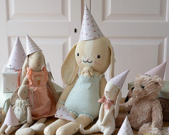 Ditucu Capybara en peluche mignonne avec nœud « Happy Birthday » - Animaux en peluche doux pour Ditucu Capybara en peluche mignonne avec nœud « Happy Birthday » - Animaux en peluche doux pour