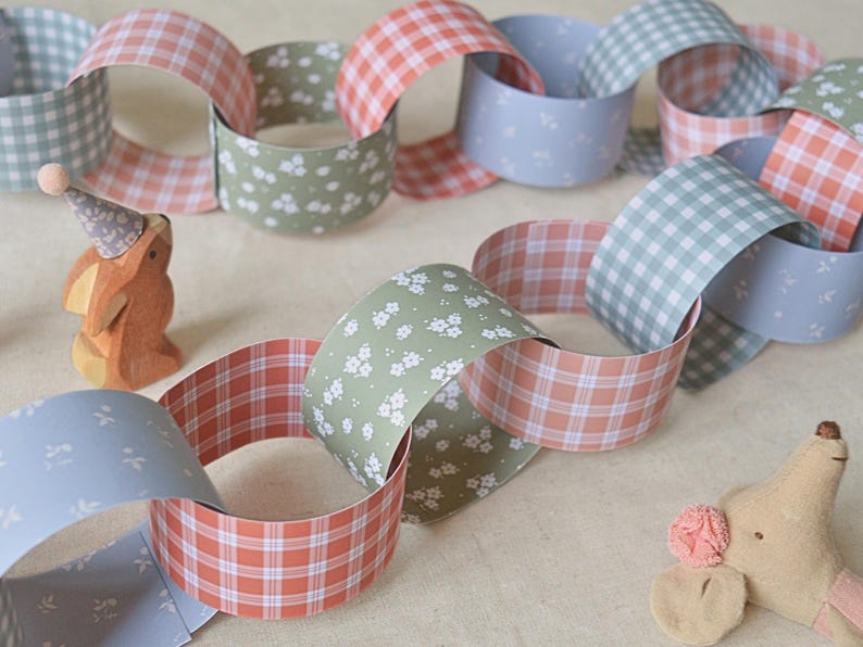 Decorative Paper Chain DIY Paper Chain Kit | 50 Strips, 2.5m | Birthday Party Decoration - Etsy