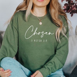 Cute Religious Chosen Sweatshirt, Chosen 1 Peter 2:9  Crewneck, Trendy Christian Hoodie, Faith Sweater, Aesthetic Bible Verse Hoodie, Jesus