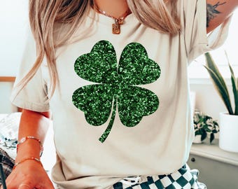 Retro Kleeblatt Shirt, Lucky Four Leaf Clover Shirts, Damen Shenanigans Sweatshirt, Lucky Tee, irisches Shirt, süßer St Patricks Day, kein echter Glitter