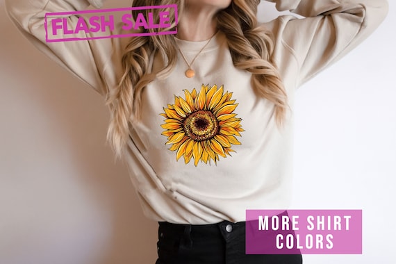 Aesthetic Sunflower Cute Women Crewneck, Floral Sunflower Sweatshirt, Cute Botanical Sweater, Bloom Girls Sweatshirt, Nature Lovers Hoodie