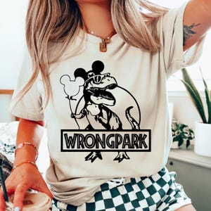Wrong Park Sweatshirt, Funny Disneyland Shirts, Disney Dinosaur Sweater, Disneyland Thema Park T-Shirt, Disney Tyrannosaurus Park Sweatshirt