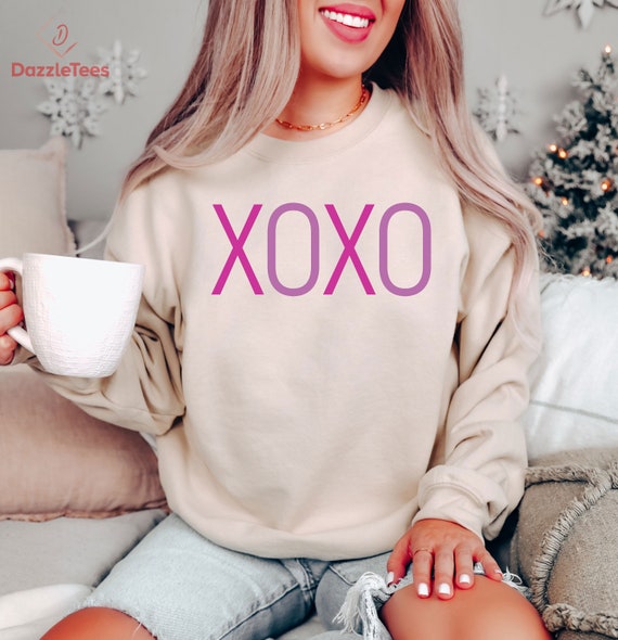 Colorful XOXO Valentine's Day Sweatshirt, Cute Xoxo Love Hoodie, Trendy Couple Sweatshirt, Aesthetic Valentine Hoodie, Cute Gift For Wife