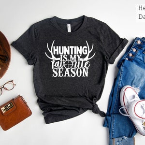 Jagd ist meine Lieblingssaison T-Shirt, Jagd-Liebhaber-T-Shirt Geschenk, Jagd-T-Shirt, Hirsch-Saison-Shirt, lustiges Jagd-Shirt, Jäger-Outfit, kampierendes T-Shirt Bild 5