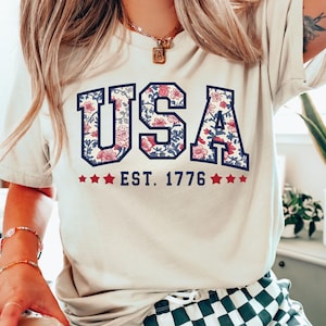Floral USA Est 1776 Shirt, Vaterländische Mutter Shirts, Sommer Vaterländisches T-Shirt, Komfort Farben USA Shirt, 4. Juli T-Shirts, Amerika est 1776 T-Shirts