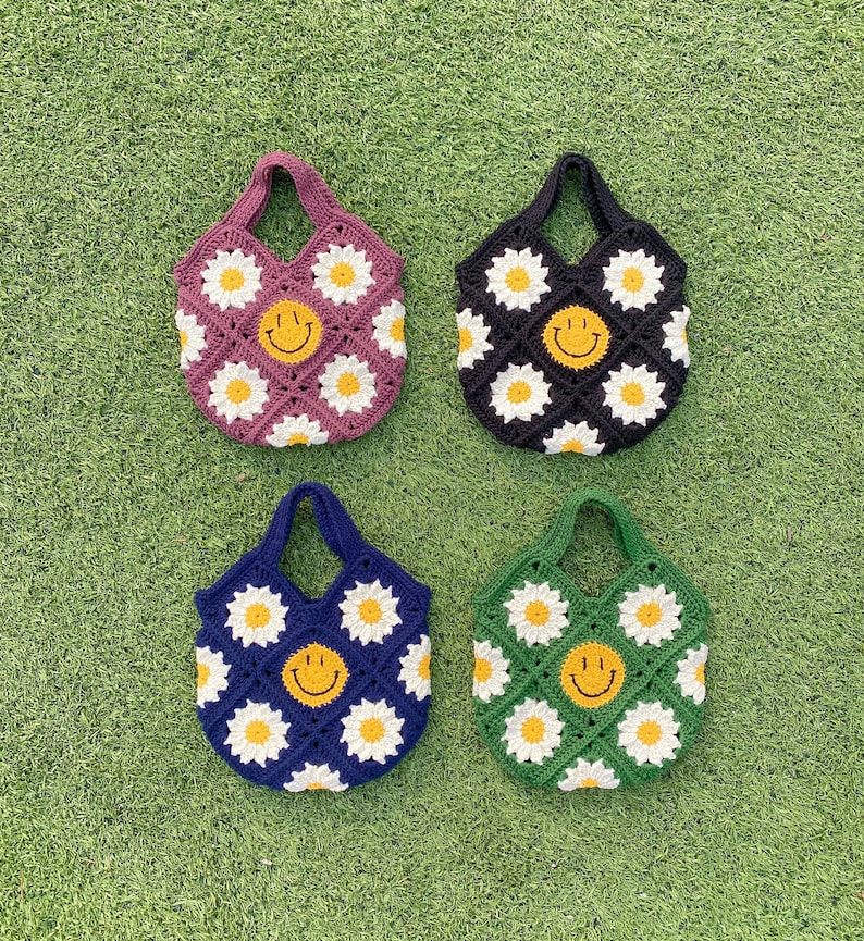 Crochet Crossbody Bags, Cute Crossbody Bag, Crochet Daisy Bag, Gift for Friend, Handmade Crochet purse, Granny Square Bag, Summer Bag image 10