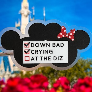 Pegatina para portátil de Mickey y Minnie con orejas de Mickey / Pegatina para agenda de Taylor Swift con orejas de Mickey / Pegatina de vinilo impermeable con la frase Down Bad de Disney