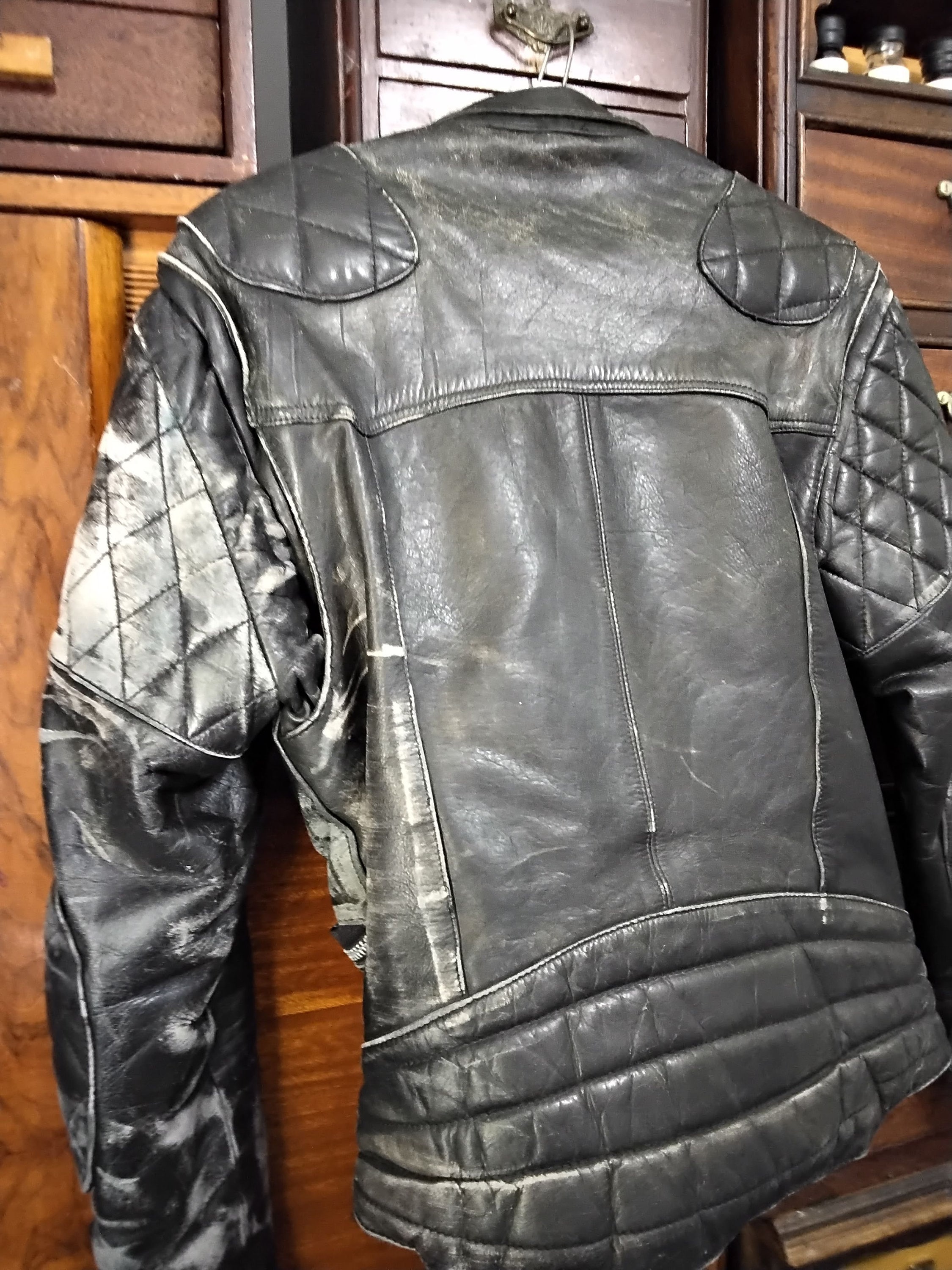 Real Biker Leather Jacket, Vintage Frank Thomas, Road Warrior, 1990s Motorcycle Jacket, Well Worn, Crash Damage, Road Rash, British Rocker - Etsy Real Biker Leather Jacket, Vintage Frank Thomas, Road Warrior, 1990s Motorcycle Jacket, Well Worn, Crash Damage, Road Rash, British Rocker - Etsy