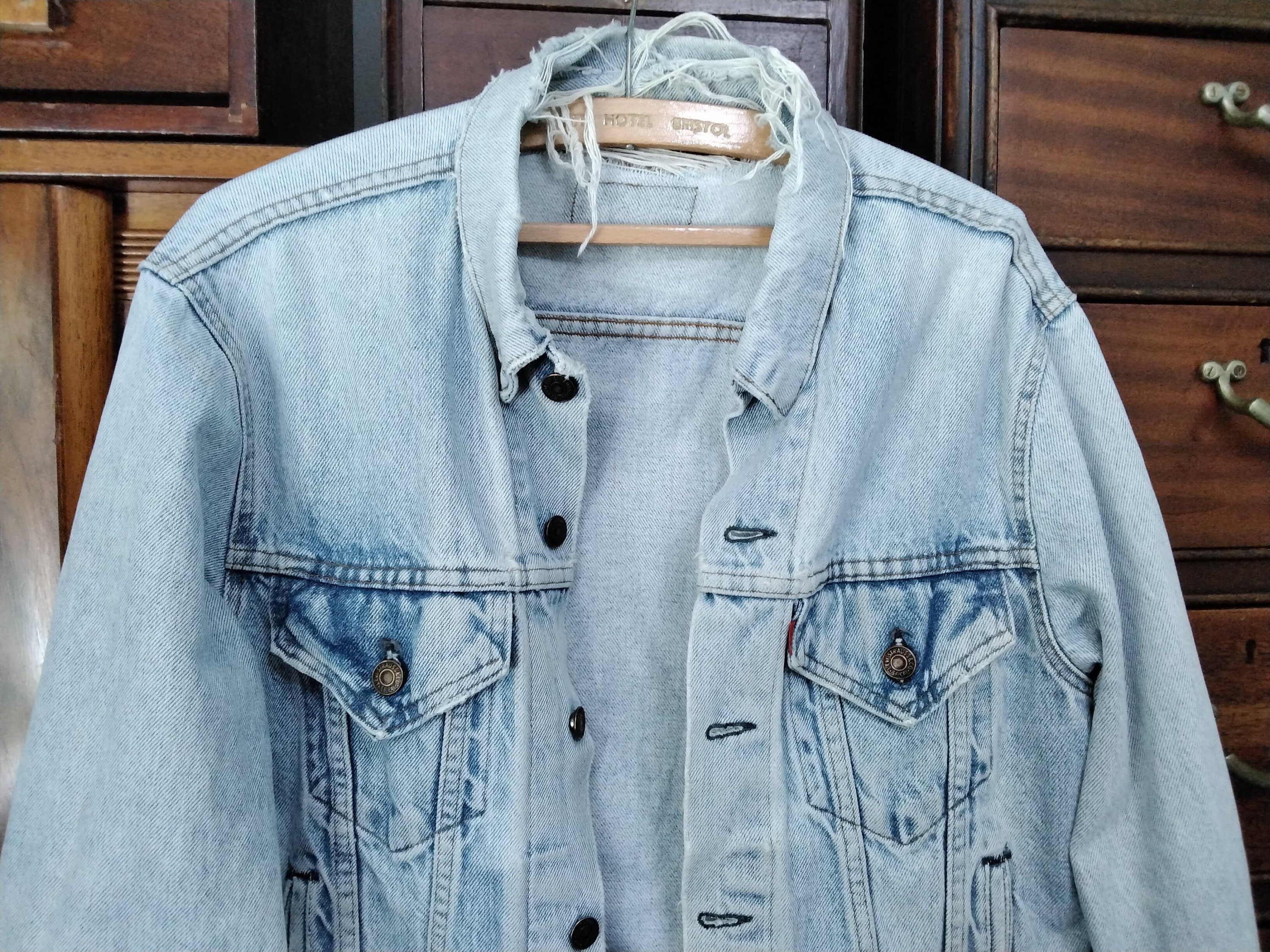 Denim Classics – Denim Jackets: LEVIS Lot 213 denim jacket (LVC