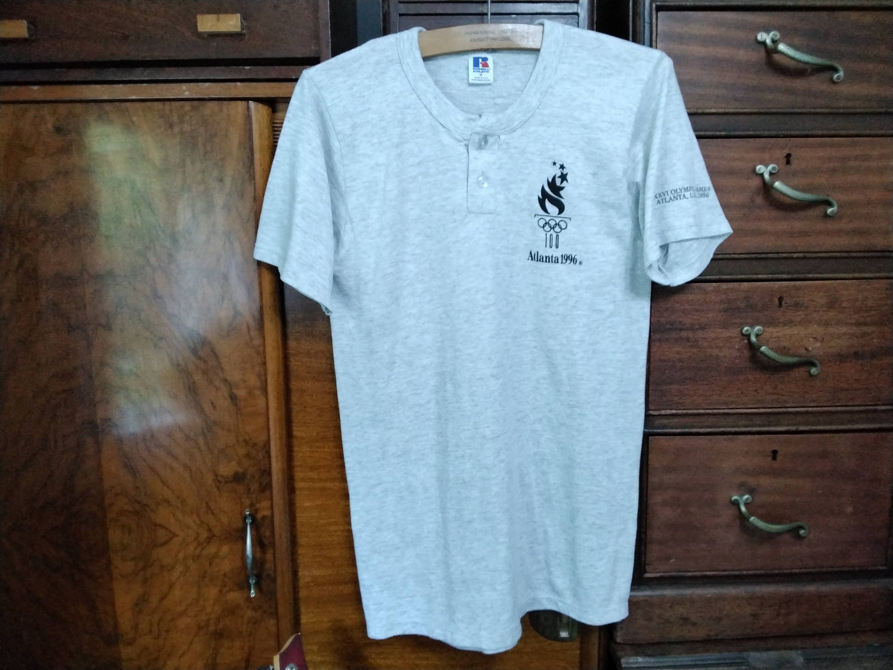 Vintage Atlanta 1996 T-shirt, Summer Olympics, XXVI Olympic Vintage Atlanta 1996 T-shirt, Summer Olympics, XXVI Olympic
