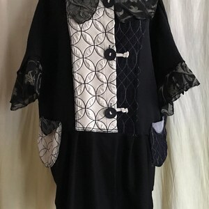 3 button Black ivory fancy knit duster image 3