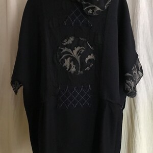 3 button Black ivory fancy knit duster image 8