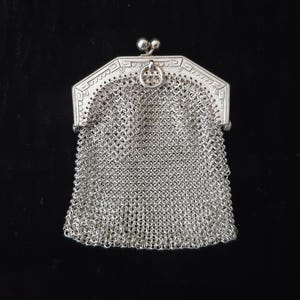 Monedero vintage de plata con marco de cartera en forma de pentágono y dos compartimentos - Monedero de malla plateada francesa