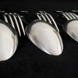 Set of Christofle Silver-Plated Cutlery 12 Dessert Spoons , 12 Dessert Forks Louis XVI Style Circa 1900s image 6