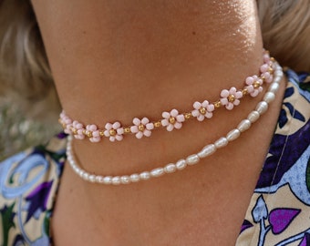 Daisy Choker • Summer flower necklace • Daisy necklace • Handmade boho beach jewelry • Perfect gift for girlfriends
