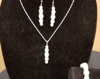White Pearl Necklace, Earring and Bracelet Set