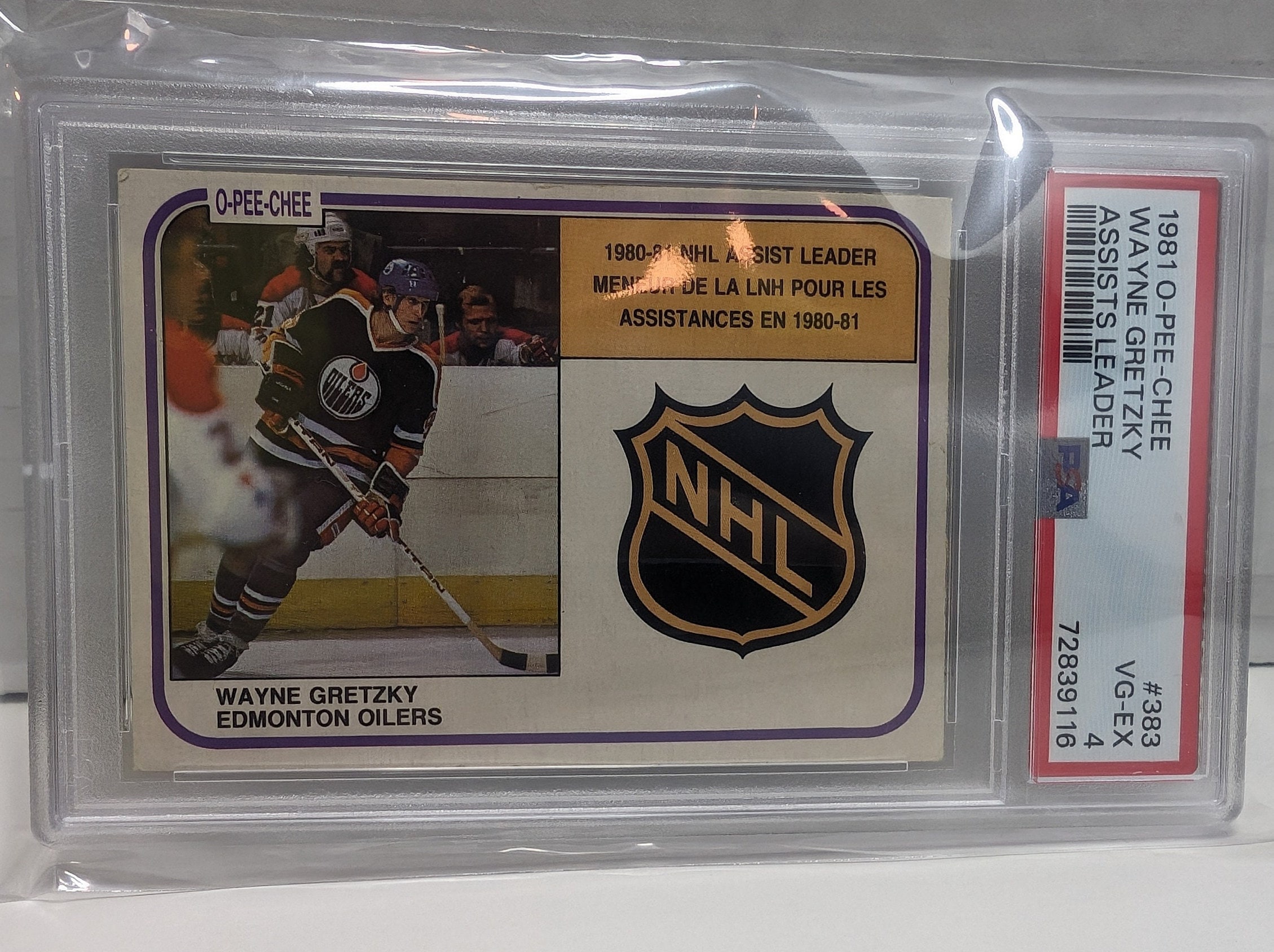 1981/82 O-pee-chee Wayne Gretzk #383 NHL Assist Leader Hockey Card