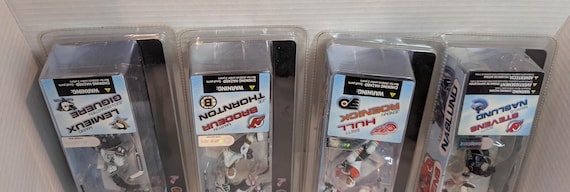 2004 Mcfarlane NHL Hockey Action 4 Mini 3