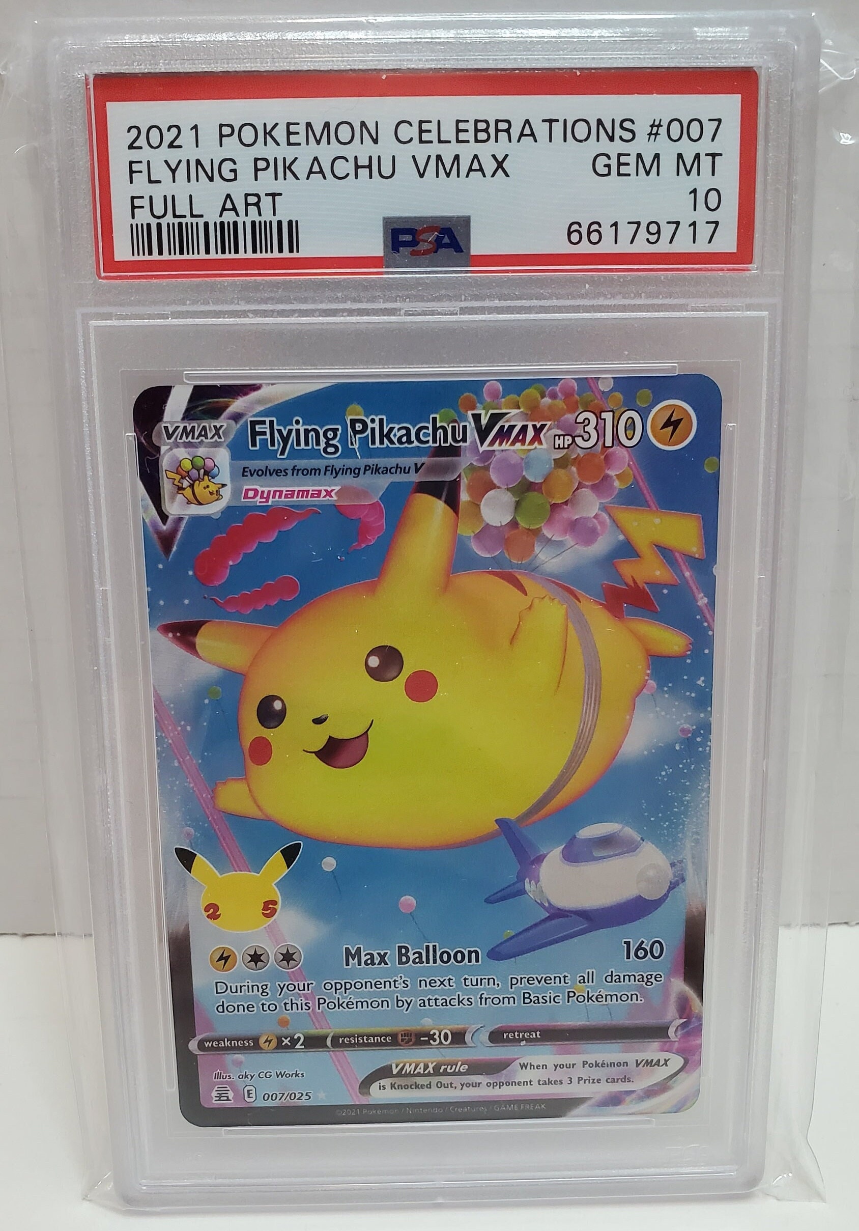 Carte Pokémon Pikachu VMAX 007/025 Célébrations : : Jeux