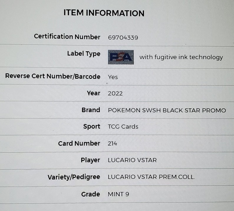 Może przedstawiać: Biała karta z czarnym tekstem, na kt&oacute;rej wymieniono informacje o produkcie dla karty Pokemon ocenionej przez PSA. Karta to Pokemon SWSH Black Star Promo Lucario VSTAR z oceną MINT 9. Numer certyfikatu to 69704339.