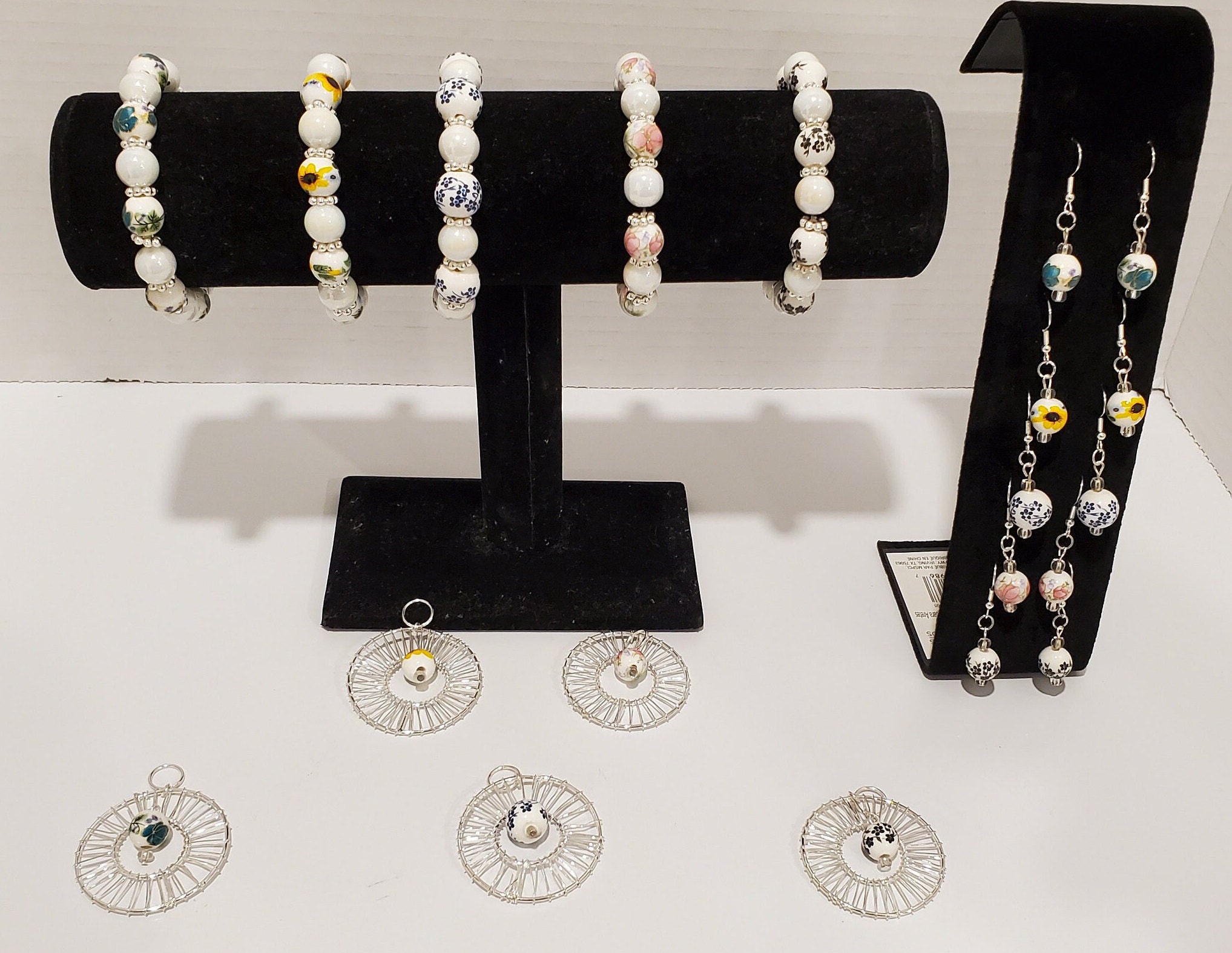 Handmade Floral Jewellery Set. Earring set. Bracelet set. Pendant. Necklace set.