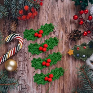 Crochet Holly Berry Pattern | Christmas Leaf Applique | Digital Download image 4