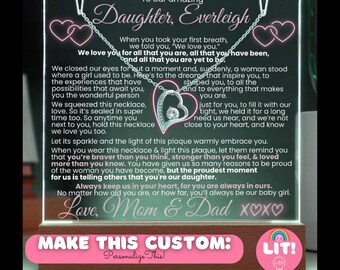 Paquete de recuerdo y collar con nota inspiradora personalizada para hijas de padres - Corazones rosas