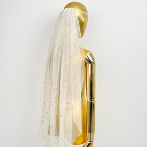 Ivory Wedding Veil,Cathedral veil,Bridal veil,Wedding veil,Shimmery veil,bohemian veil,White Bridal Veil,Tulle Veil,one tier veil