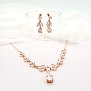 Rosegold Jewelry Set • Bridal Jewelry Set • Necklace And Earrings • Rosegold Bridal Set • Bridesmaid Jewelry Set • Wedding Jewelry Set