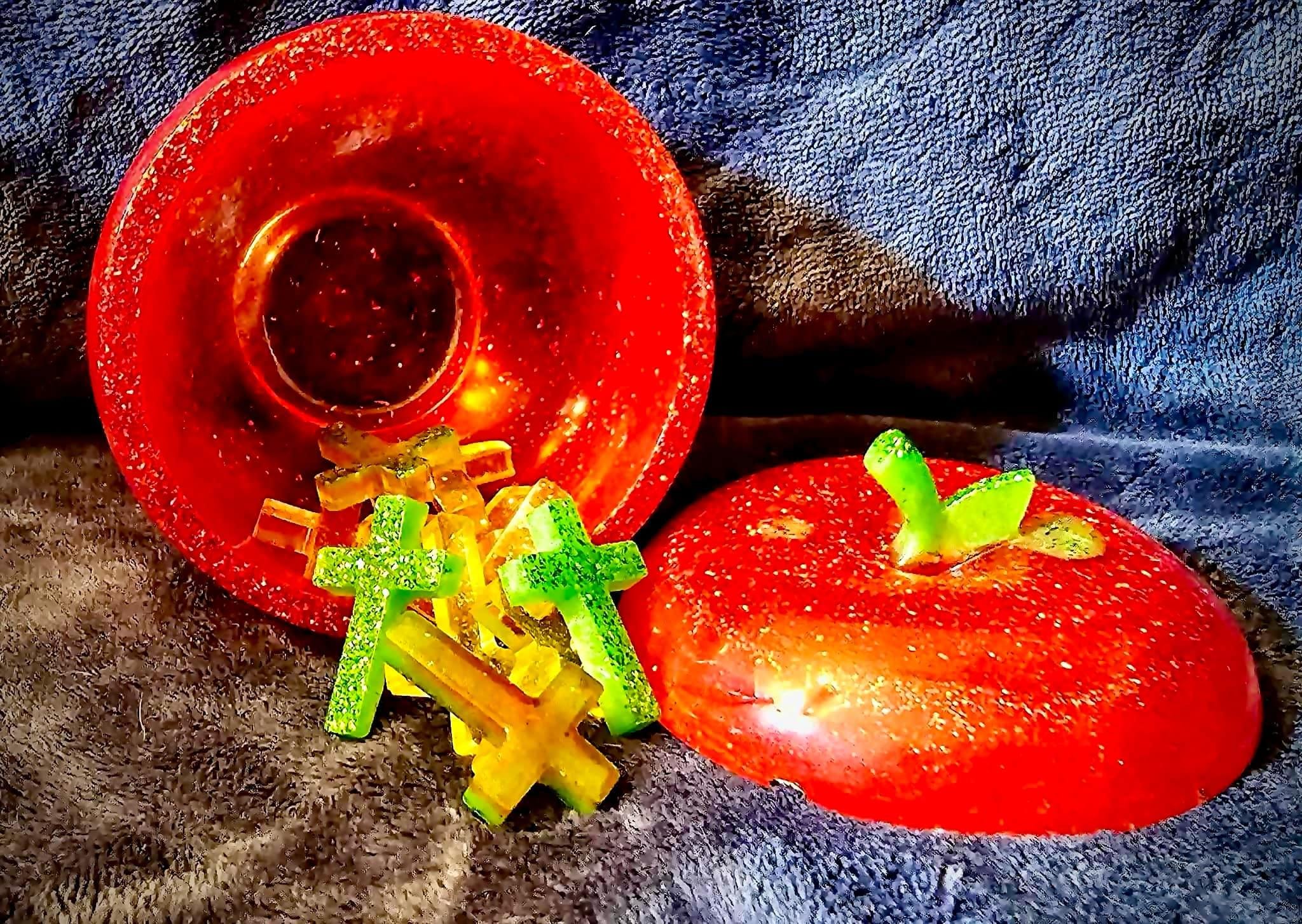 Apple Jar with Lid handmade with Resin - Thumbnail 2