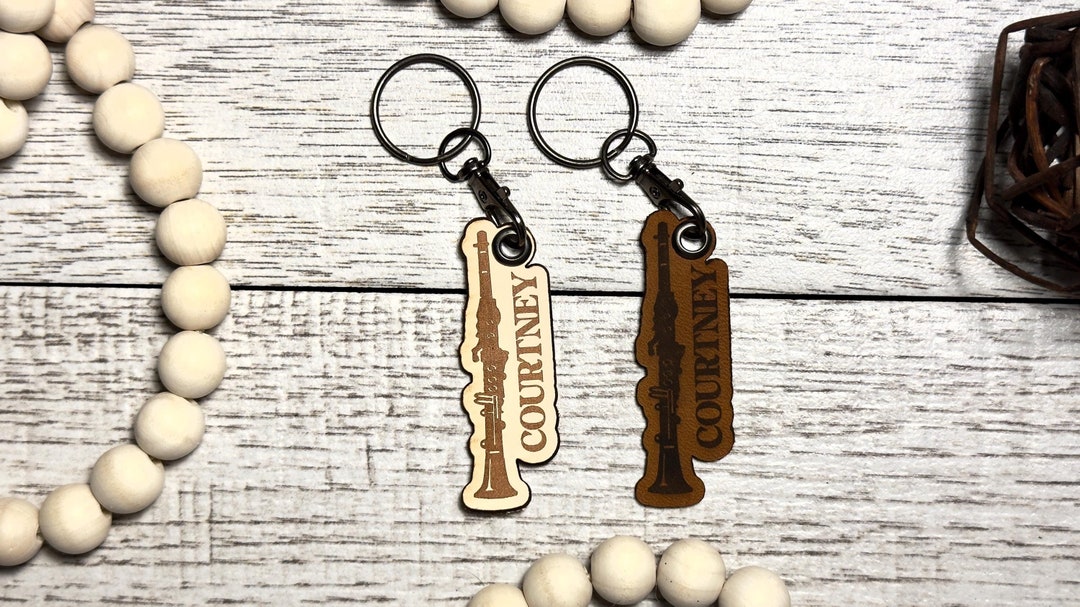 Personalized Leather Clarinet Keychain - Engraved Music Gift - Etsy